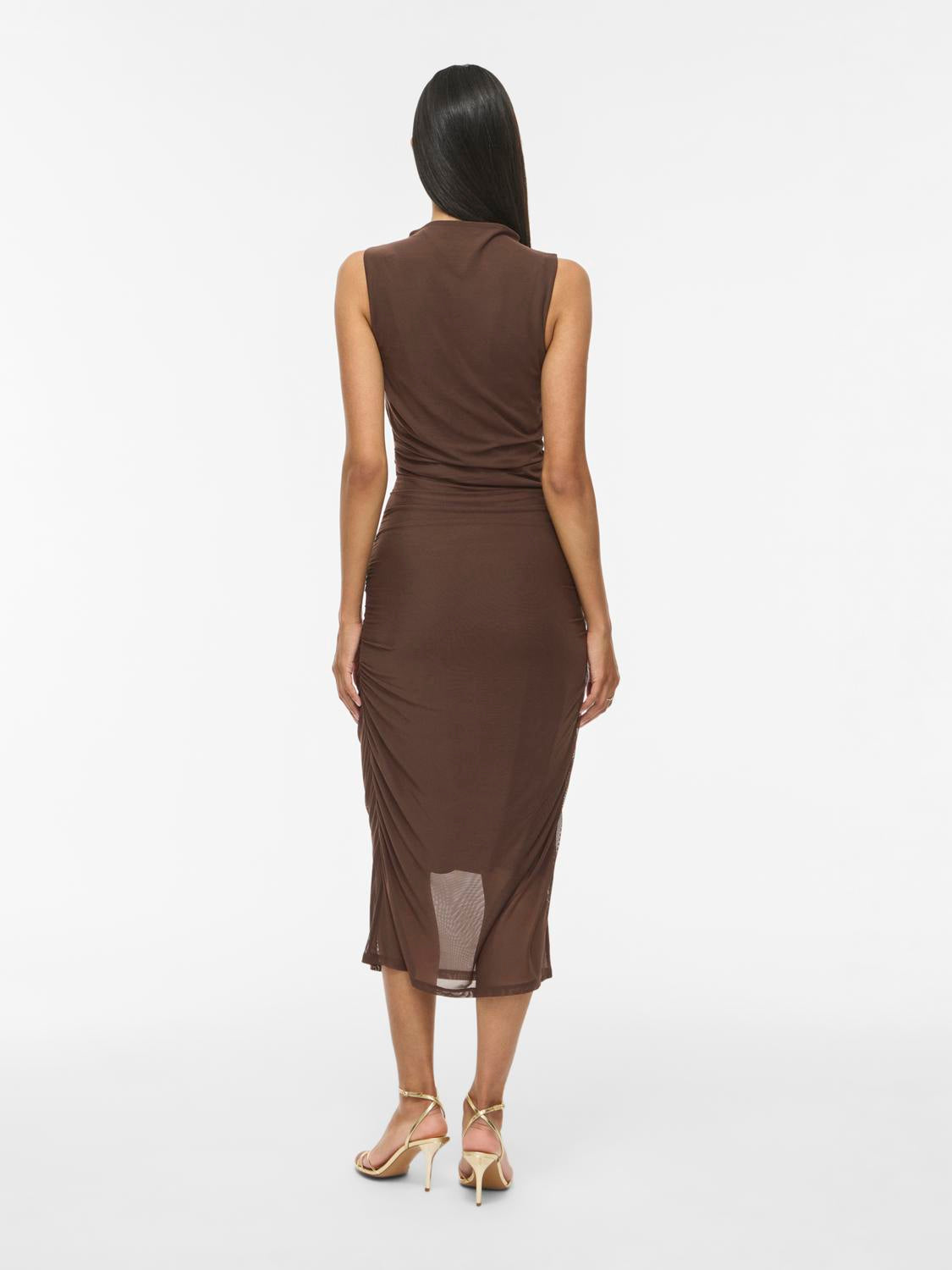 model_shot-back